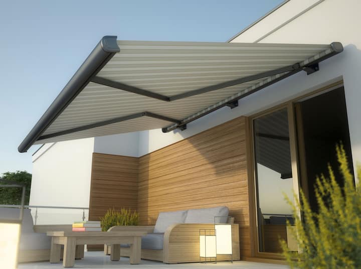 Custom retractable awnings installation in New Orleans